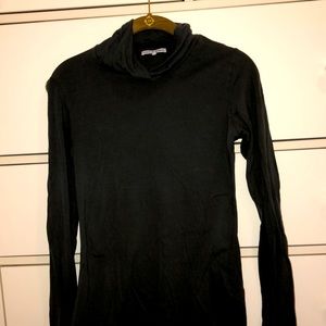 Gray James Perse turtle neck